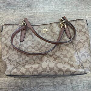 Coach Purse | Great Condition | Light Wear
